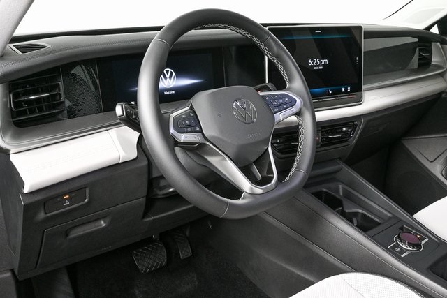 new 2025 Volkswagen Tiguan car, priced at $36,641