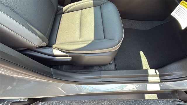 new 2025 Chevrolet Trax car, priced at $27,585
