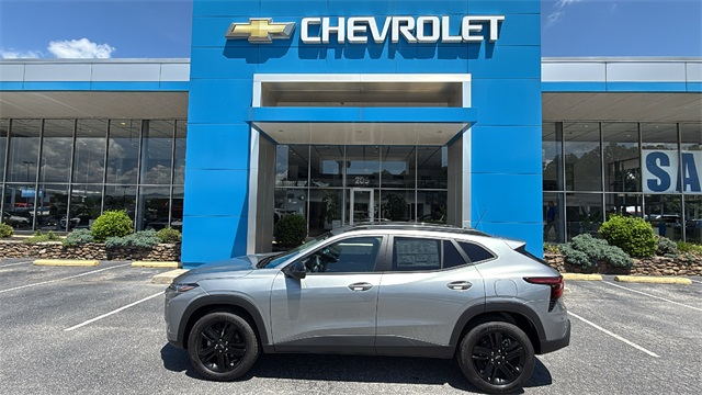 new 2025 Chevrolet Trax car, priced at $27,585