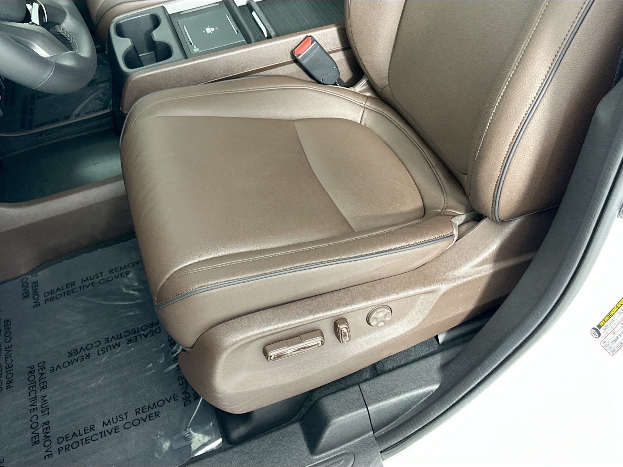 used 2025 Honda Odyssey car, priced at $42,995