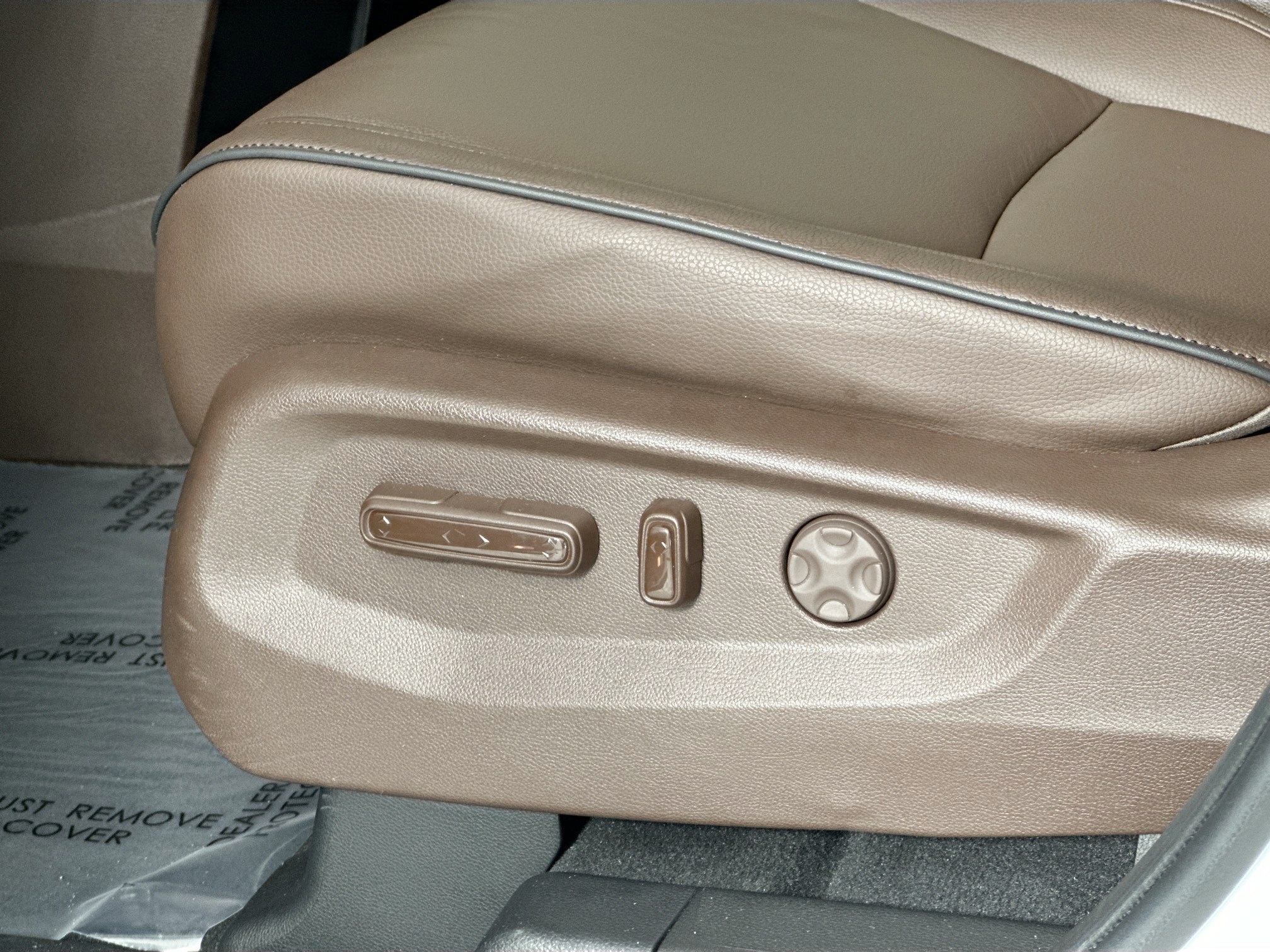 used 2025 Honda Odyssey car, priced at $42,995