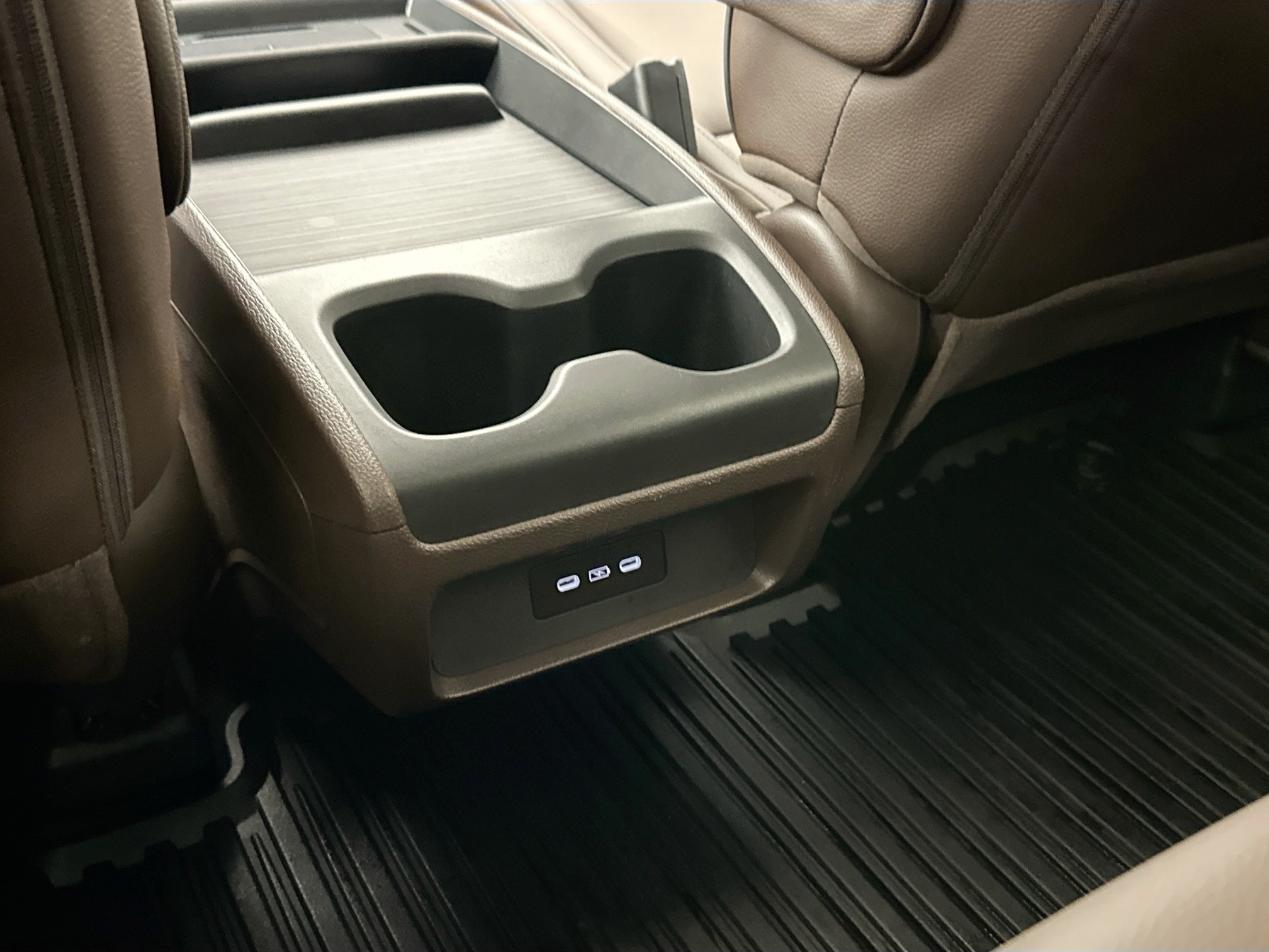 used 2025 Honda Odyssey car, priced at $42,995