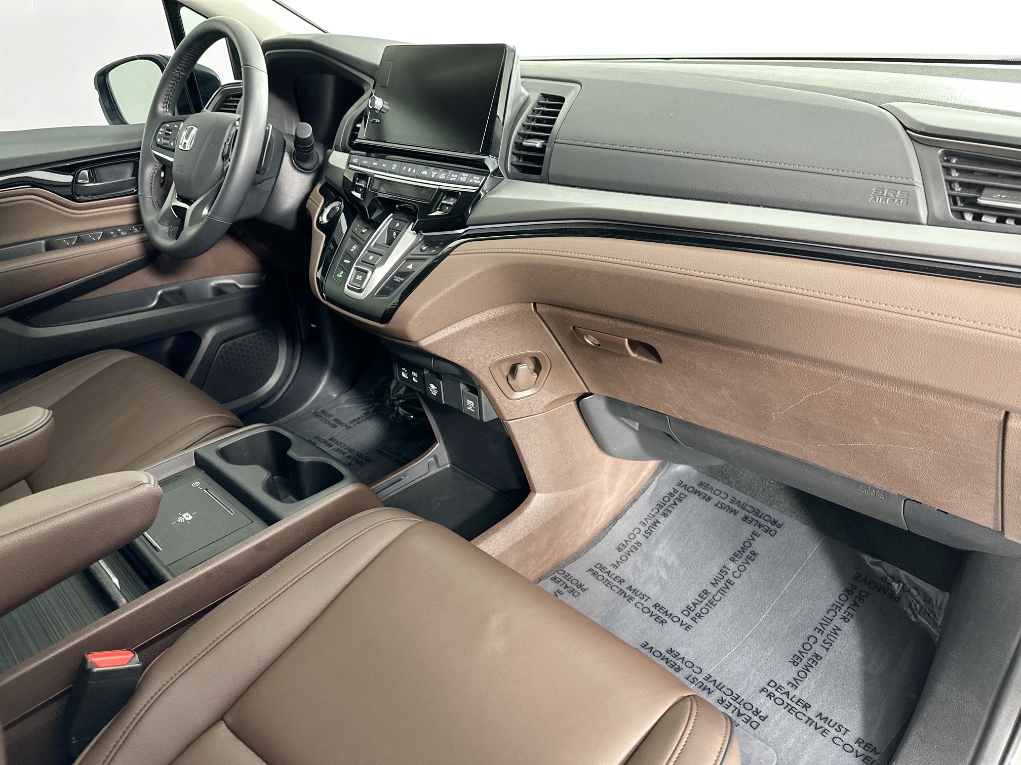 used 2025 Honda Odyssey car, priced at $42,995