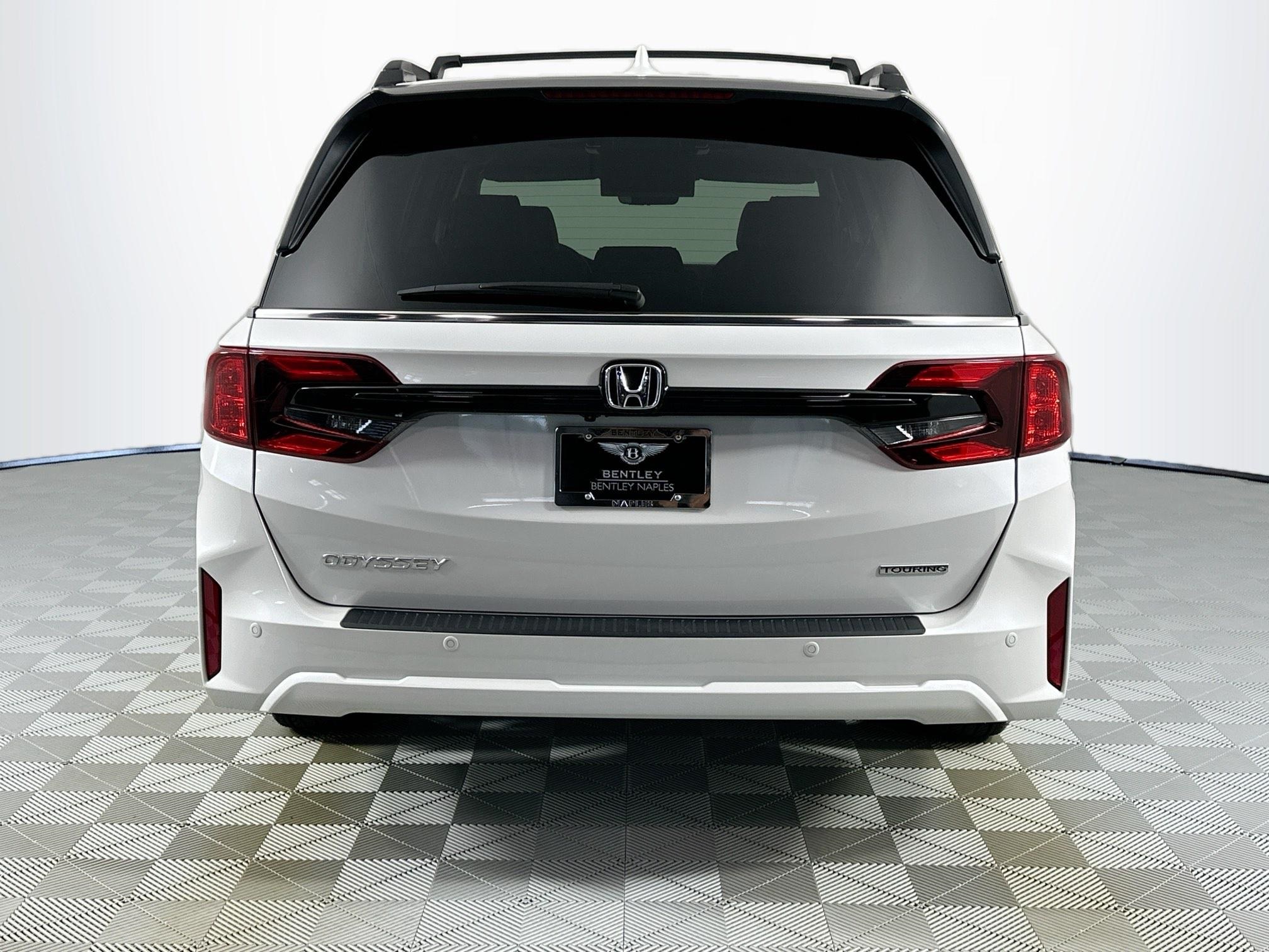 used 2025 Honda Odyssey car, priced at $42,995