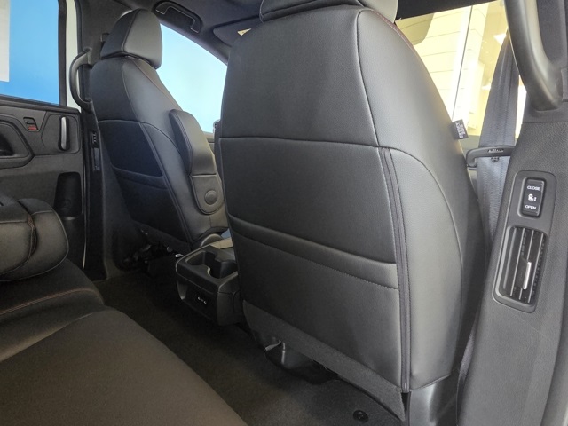 new 2026 Honda Odyssey car, priced at $45,845