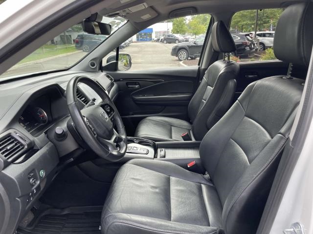 used 2022 Honda Pilot car, priced at $35,129