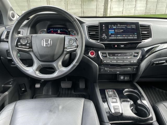 used 2022 Honda Pilot car, priced at $35,129