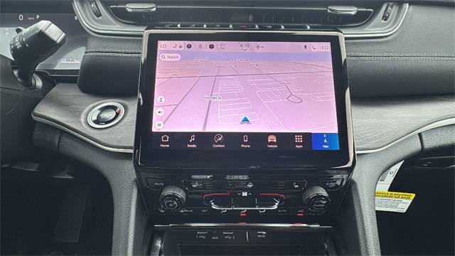 new 2025 Jeep Grand Cherokee car, priced at $46,275
