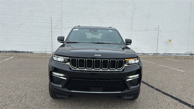 new 2025 Jeep Grand Cherokee car, priced at $46,275