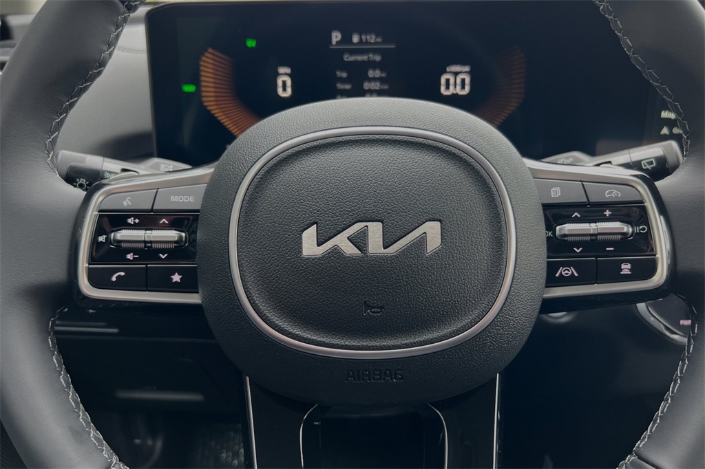 new 2025 Kia Sorento Hybrid car, priced at $39,085