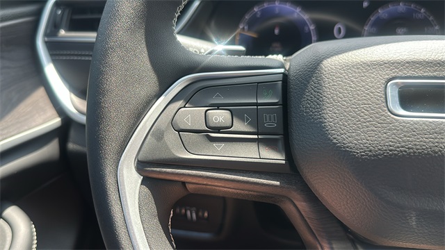 new 2025 Jeep Grand Cherokee car, priced at $50,943
