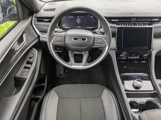 new 2025 Jeep Grand Cherokee L car, priced at $38,375
