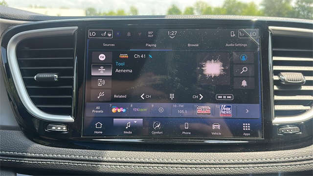 new 2025 Chrysler Pacifica car, priced at $42,842