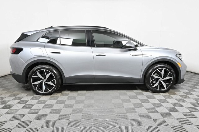 new 2025 Volkswagen ID.4 car, priced at $53,621