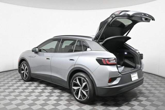 new 2025 Volkswagen ID.4 car, priced at $53,621