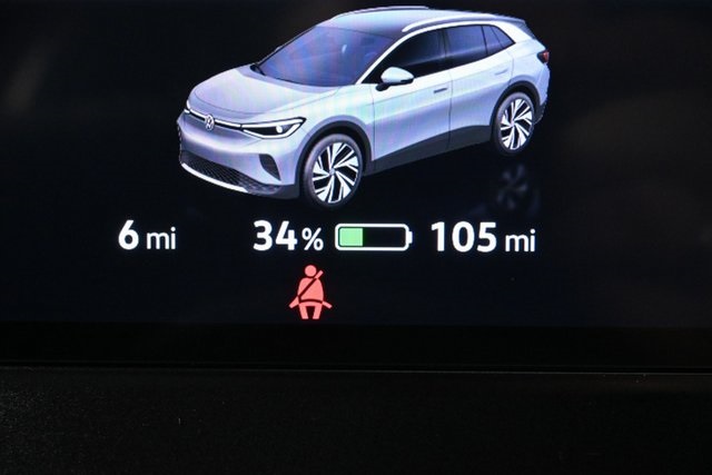 new 2025 Volkswagen ID.4 car, priced at $53,621