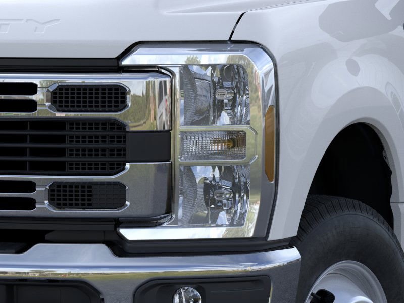 new 2025 Ford F-350SD car, priced at $58,074