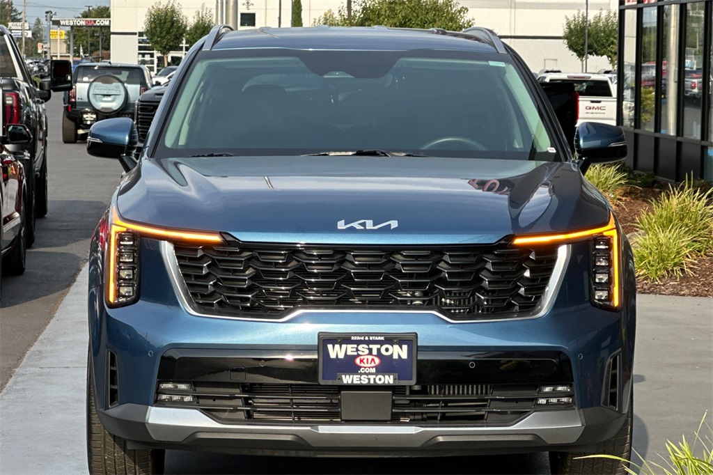 used 2025 Kia Sorento Hybrid car, priced at $37,938