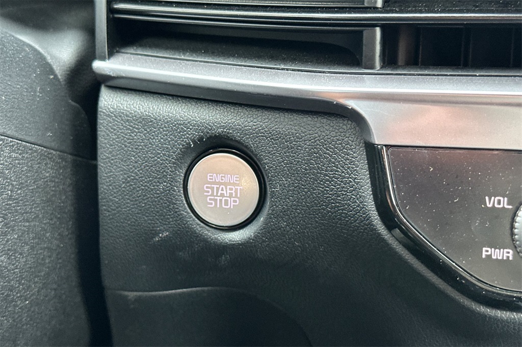 used 2025 Kia Sorento Hybrid car, priced at $37,938