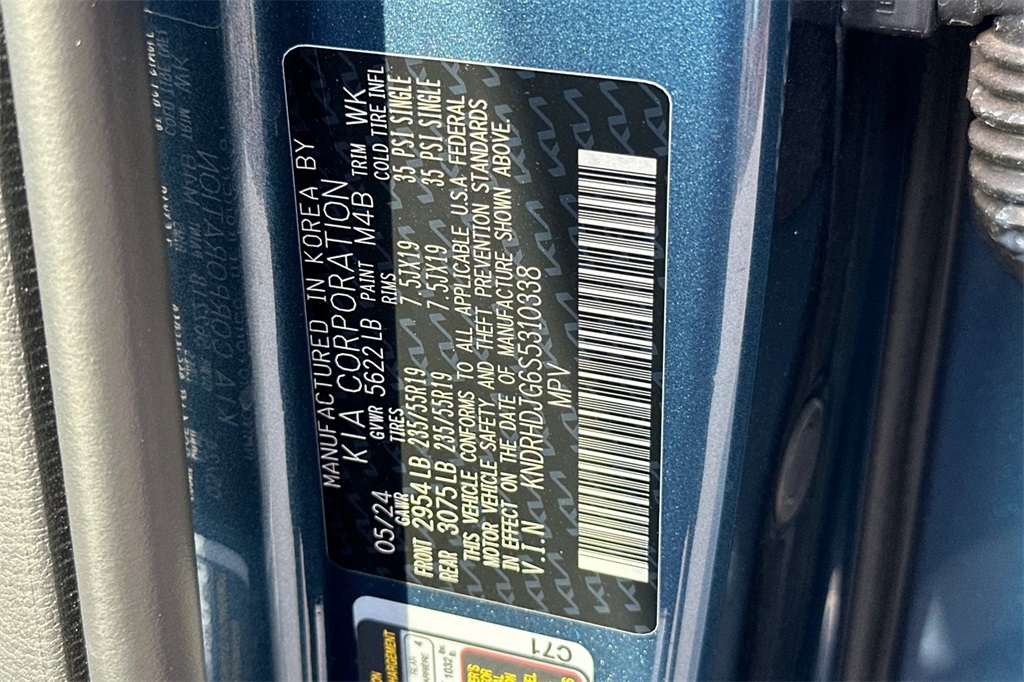 used 2025 Kia Sorento Hybrid car, priced at $37,938