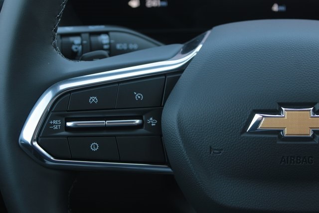 new 2026 Chevrolet Equinox car, priced at $32,545