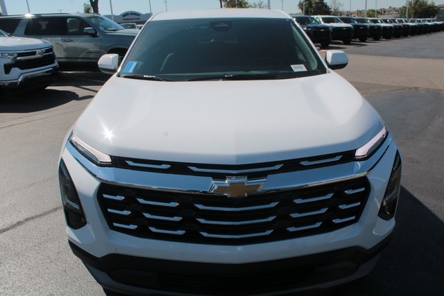 new 2026 Chevrolet Equinox car, priced at $32,545