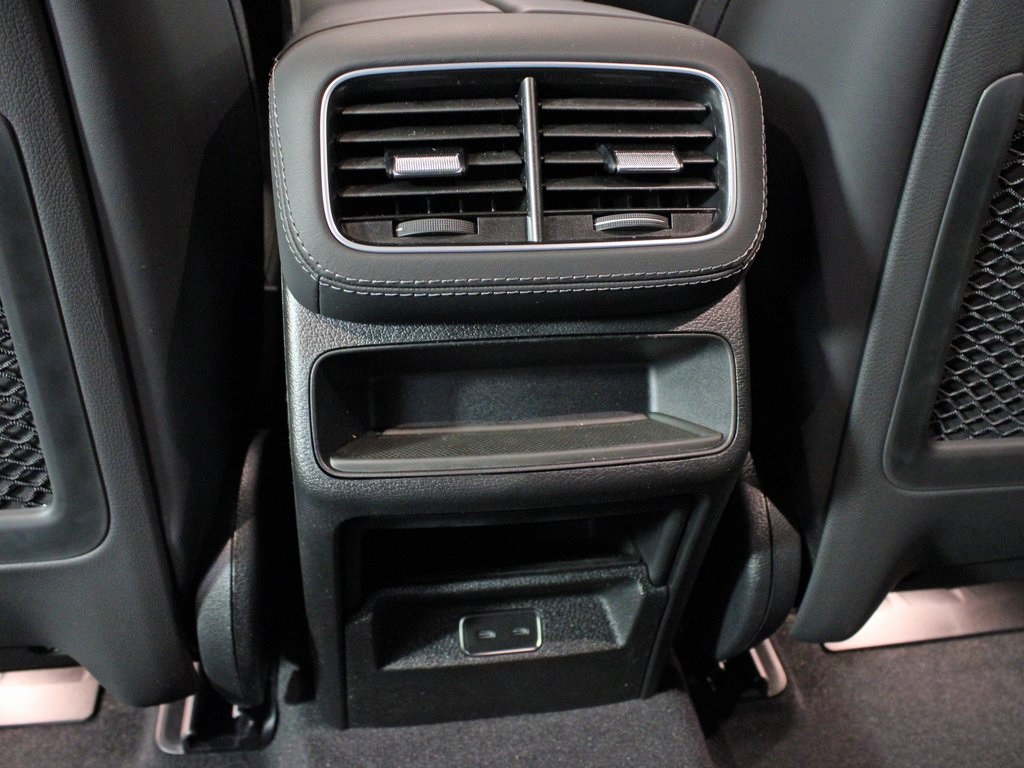used 2025 Mercedes-Benz GLE car, priced at $89,290