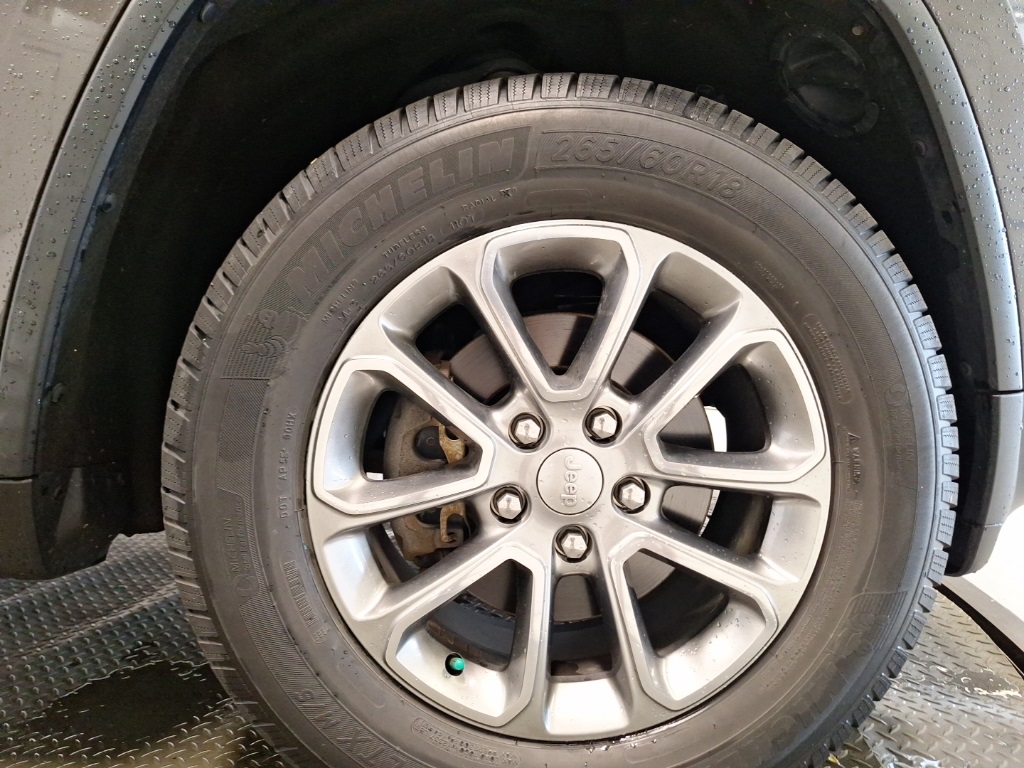 used 2014 Jeep Grand Cherokee car, priced at $11,949