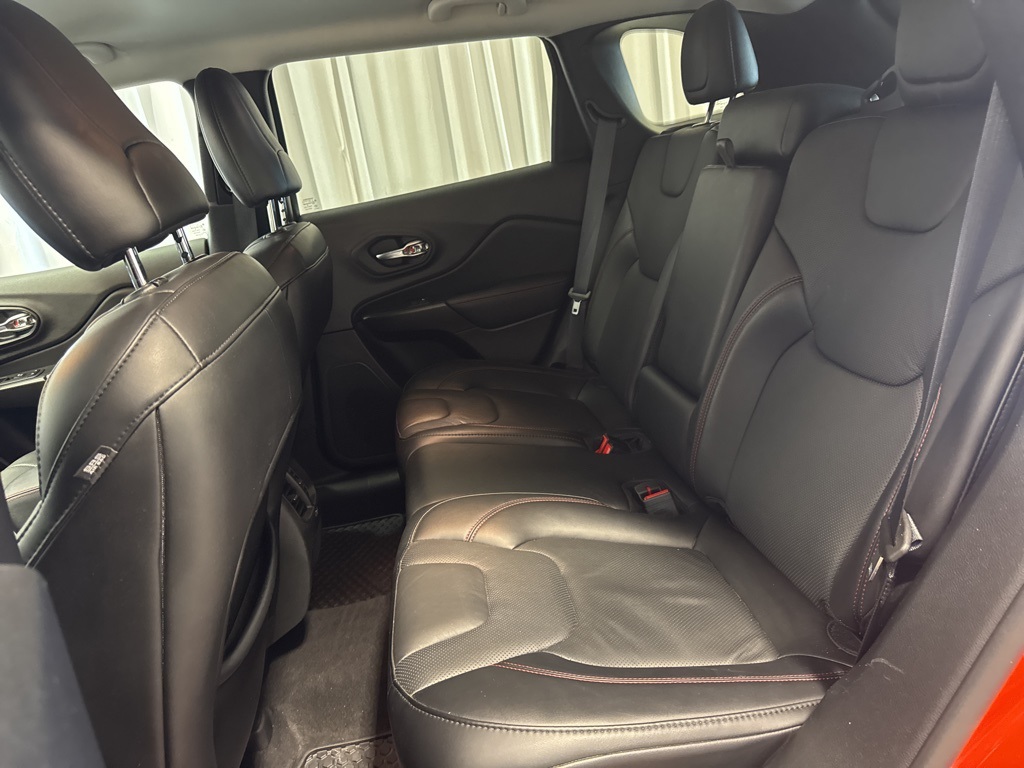 used 2021 Jeep Cherokee car, priced at $25,963