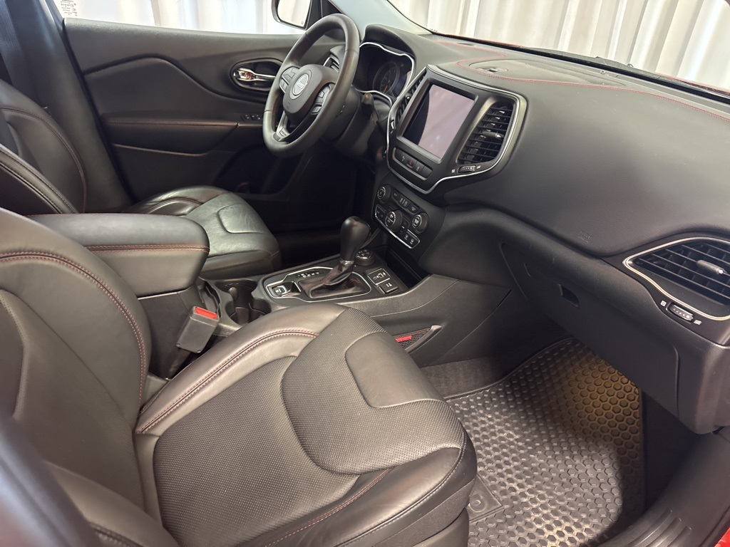 used 2021 Jeep Cherokee car, priced at $25,963