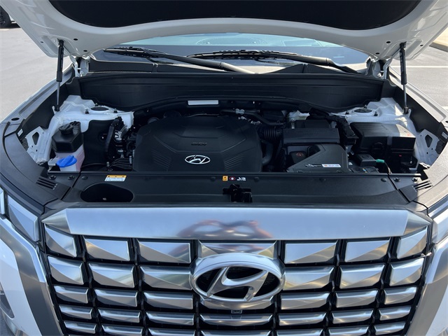 used 2024 Hyundai Palisade car, priced at $44,240