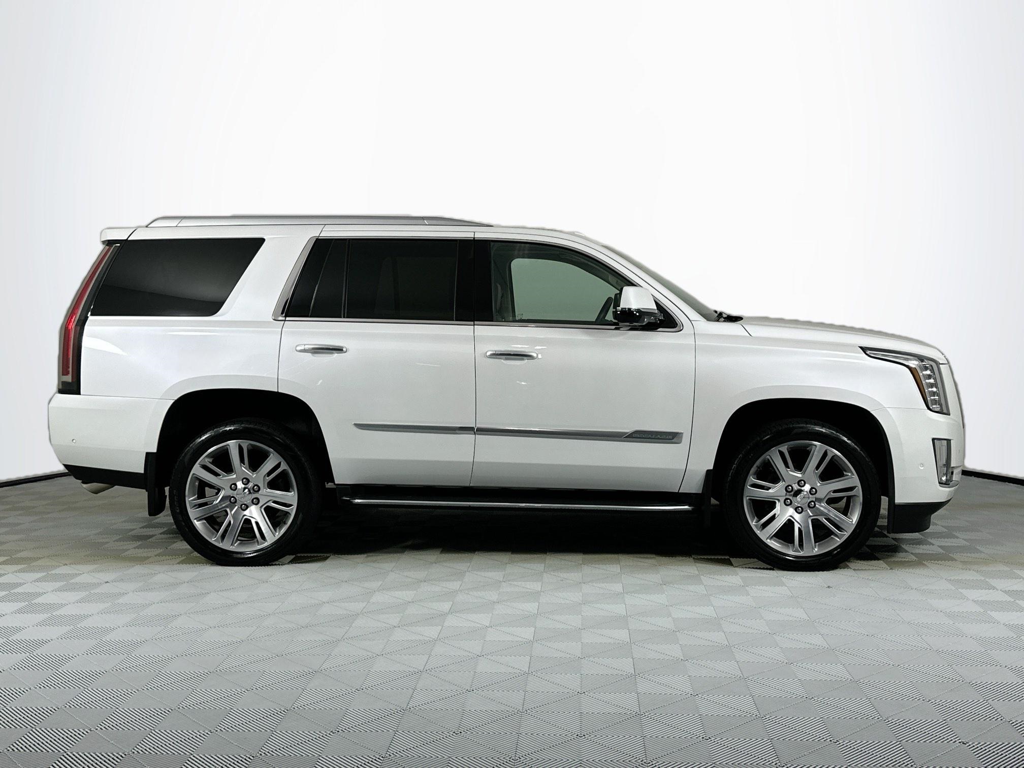 used 2019 Cadillac Escalade car, priced at $42,995