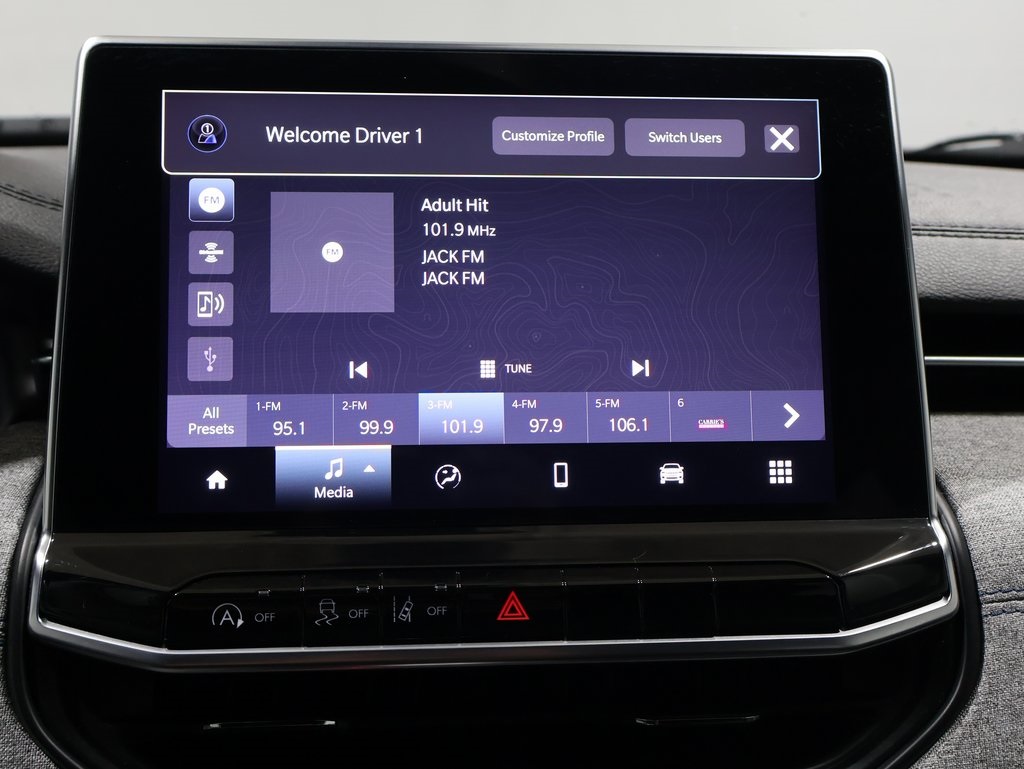 used 2023 Jeep Compass car, priced at $22,500