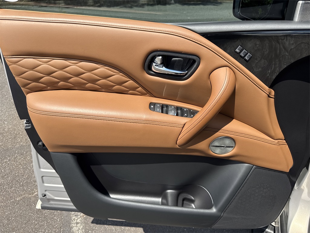 used 2023 INFINITI QX80 car, priced at $53,998