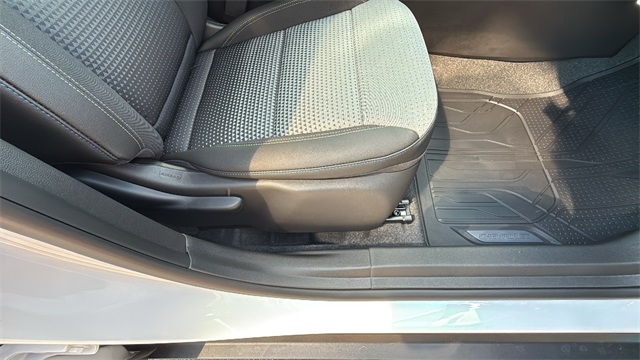 new 2025 Chevrolet Trax car, priced at $24,335