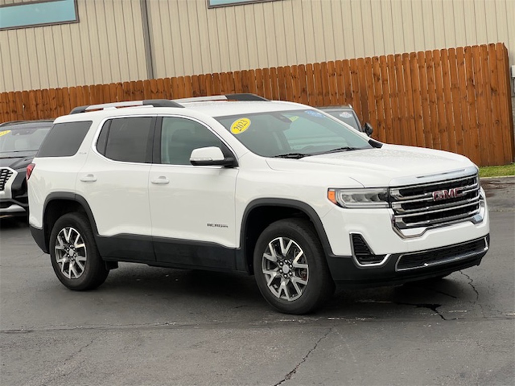 used 2023 GMC Acadia car, priced at $27,447