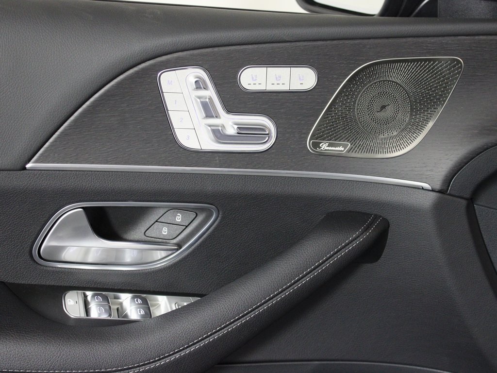 used 2025 Mercedes-Benz GLS car, priced at $103,400