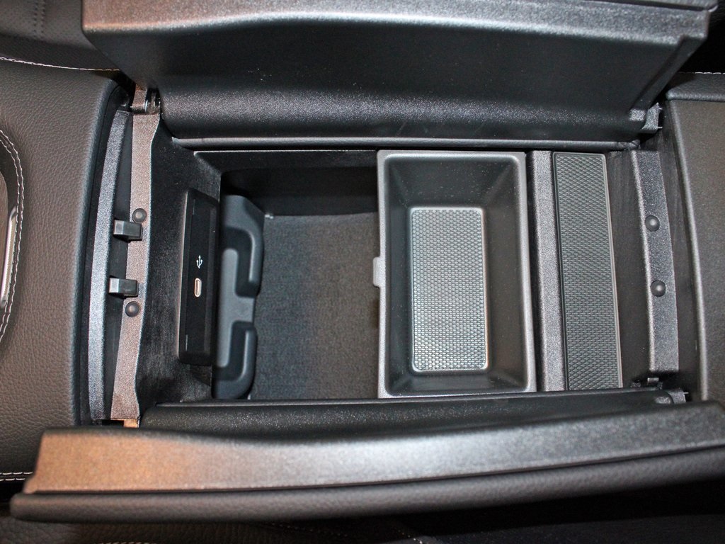 used 2025 Mercedes-Benz GLS car, priced at $103,400