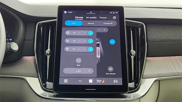 new 2026 Volvo XC90 Plug-In Hybrid car, priced at $85,625