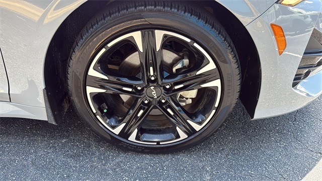 used 2023 Kia K5 car, priced at $29,999