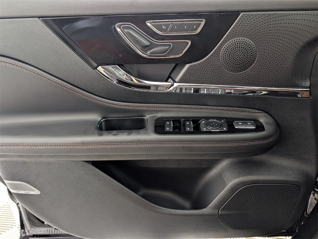 new 2025 Lincoln Corsair car, priced at $49,094