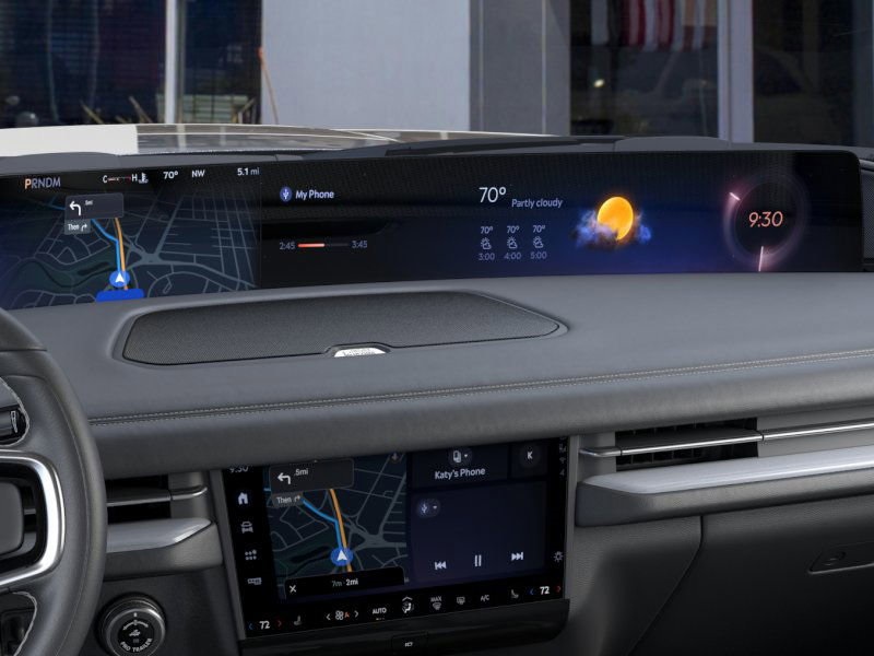 new 2025 Lincoln Navigator car, priced at $106,440