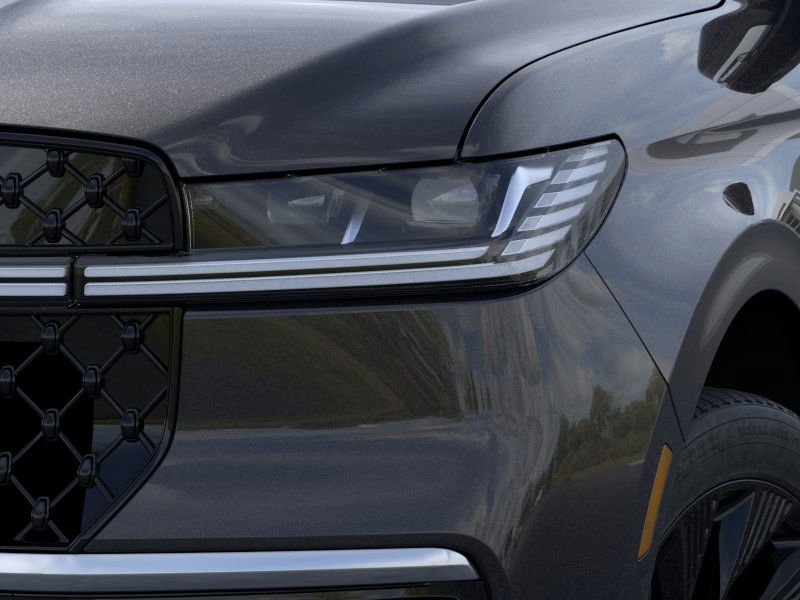 new 2025 Lincoln Navigator car, priced at $106,440