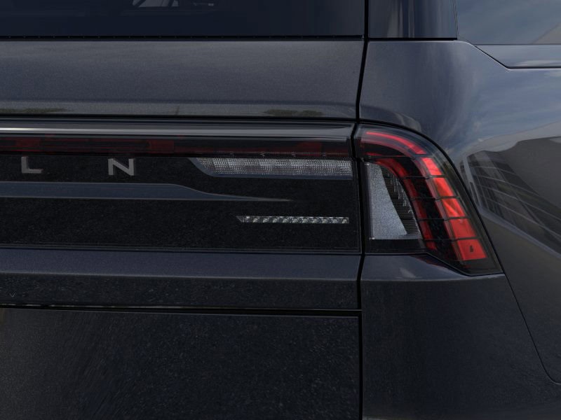 new 2025 Lincoln Navigator car, priced at $106,440