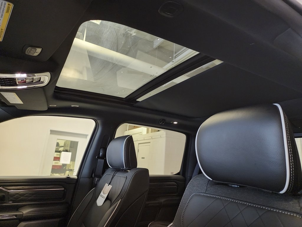 new 2025 Ram 1500 car, priced at $71,238