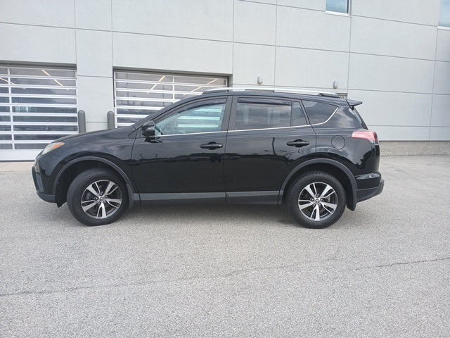 used 2018 Toyota RAV4 car, priced at $19,473