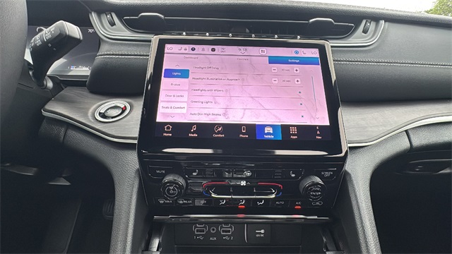 new 2025 Jeep Grand Cherokee car, priced at $47,453