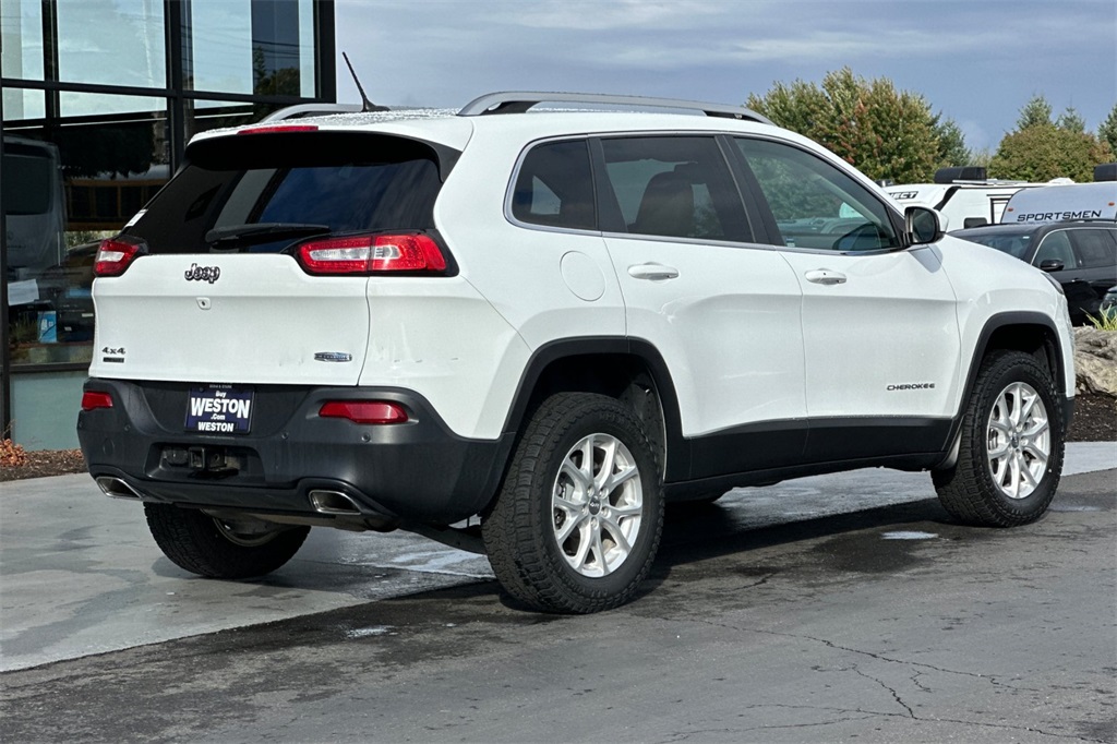 used 2015 Jeep Cherokee car, priced at $10,995