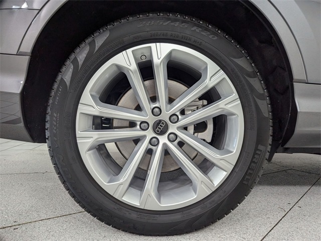 used 2025 Audi Q7 car, priced at $57,981