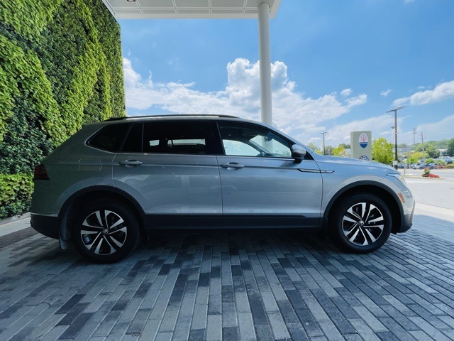 used 2024 Volkswagen Tiguan car, priced at $25,900